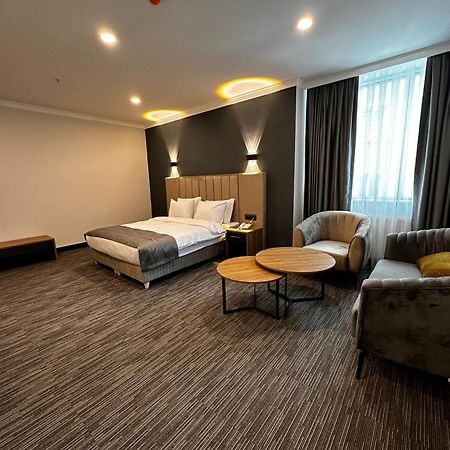 Home Plus Hotel Истанбул Екстериор снимка