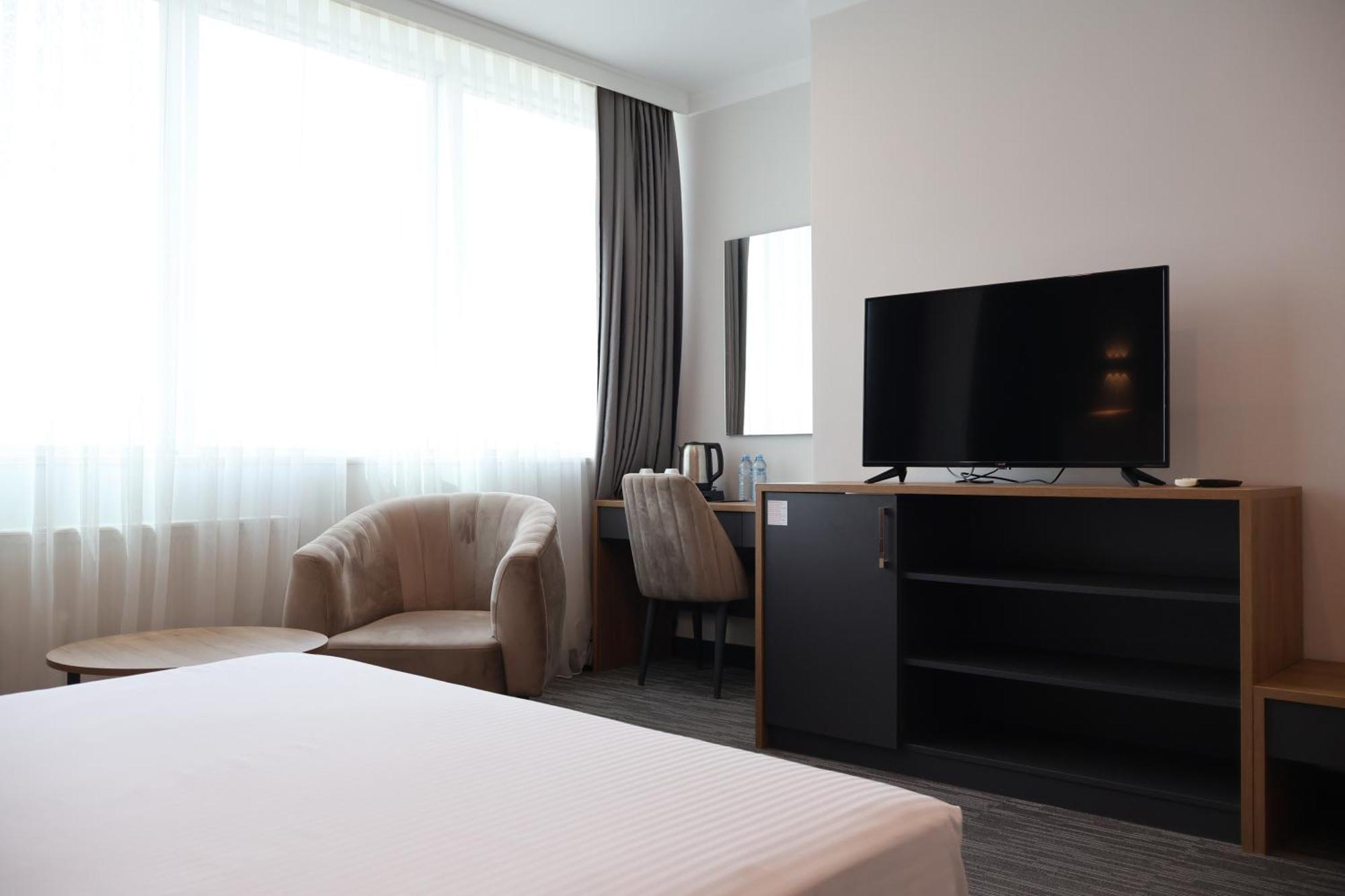 Home Plus Hotel Истанбул Екстериор снимка