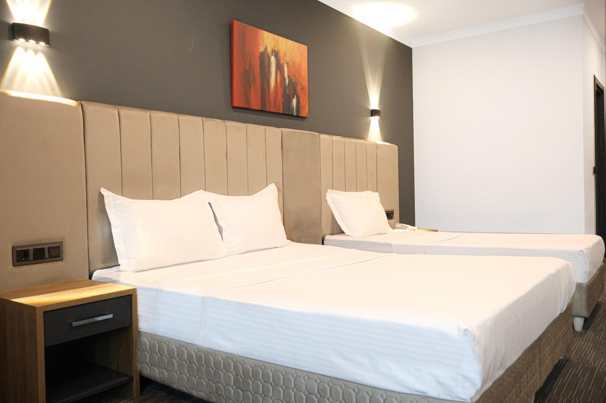 Home Plus Hotel Истанбул Екстериор снимка